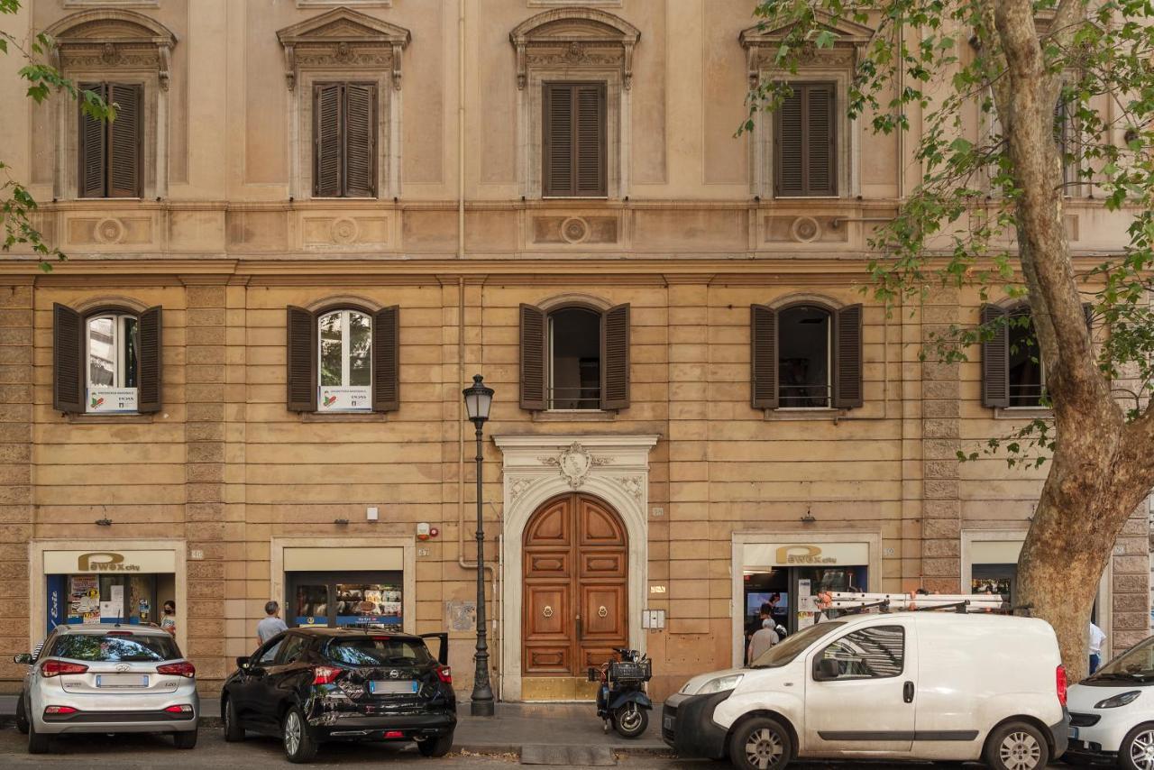 Guesthost - Piazza Di Santa Maria Maggiore Cosy Apartment — Photos 1